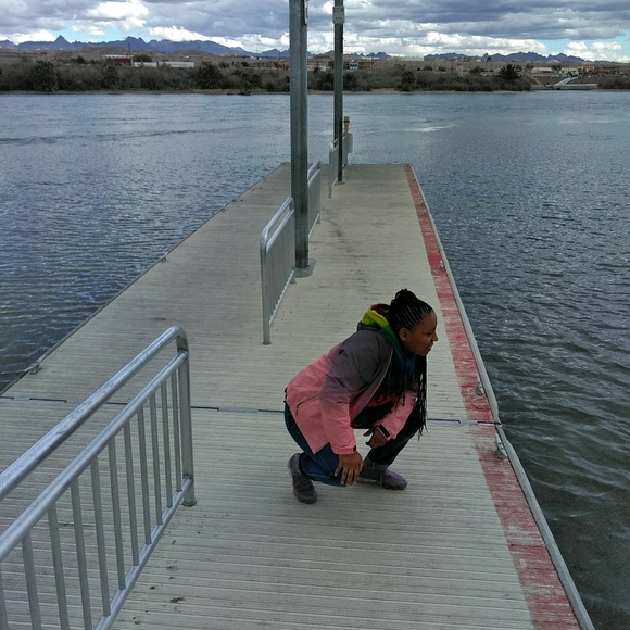 Meet your Posher, Niece - Picture 1 of 1